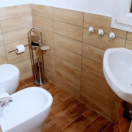 Opera House Daire Roma